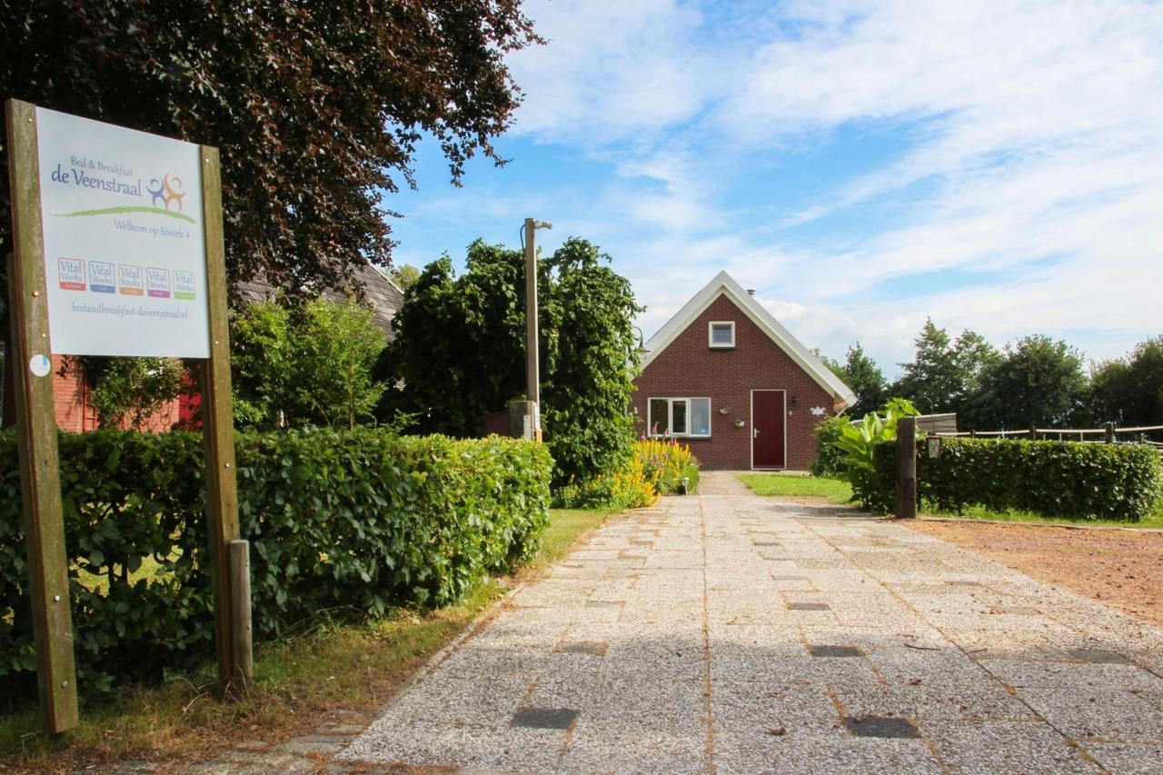 Gastenhuis De Veenstraal Gieterveen Exteriér fotografie